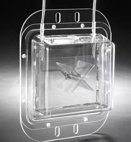 透明塑料注塑成型需要注意的问题